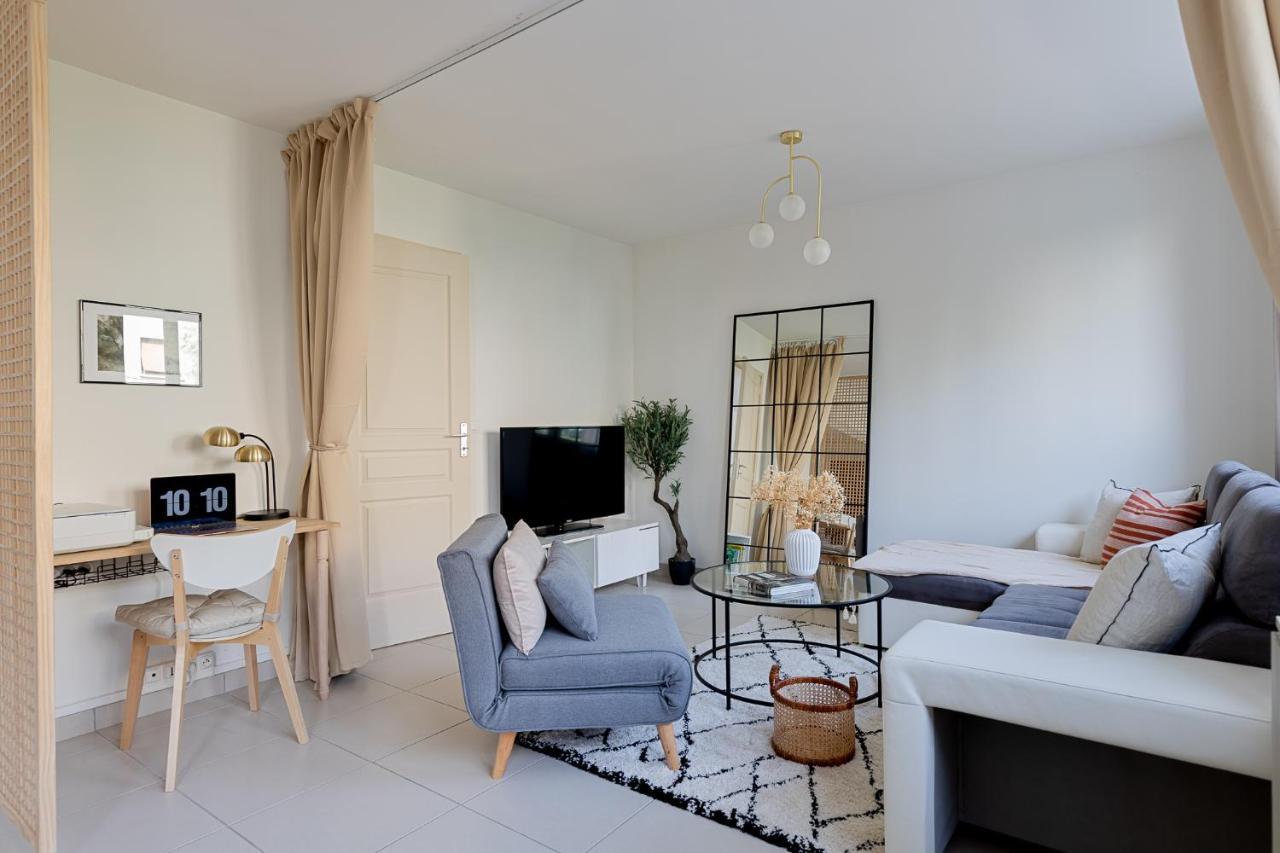 Appartement Spacieux 1 Chambre Parking Gratuit Валанс Екстер'єр фото